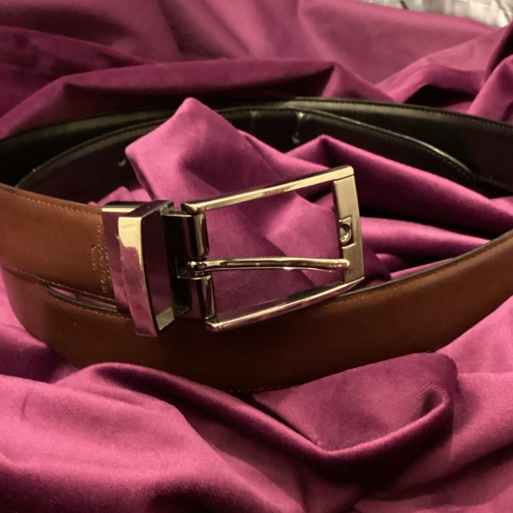 Geoffrey Beene black and brown reversible Leather Belt with Silver Buckle
